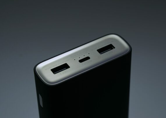 Powerbank Xiaomi Mi 3 Pro 20.000 mAh 45W Negro - Inicio VII - powerbank.com.co Powerbank Xiaomi Mi 3 Pro 20.000 mAh 45W Negro - Inicio VII - powerbank.com.co